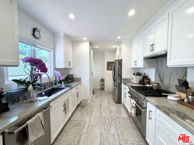 315 N Wetherly Drive, Beverly Hills, CA 90211