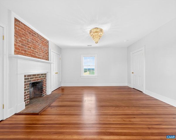 481 RACE GROUND RD, Rochelle, VA 22738