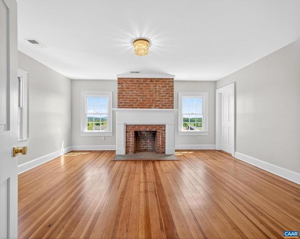 481 RACE GROUND RD, Rochelle, VA 22738