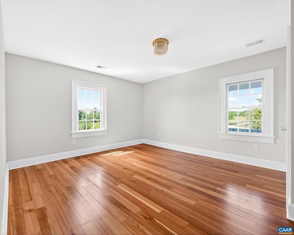 481 RACE GROUND RD, Rochelle, VA 22738