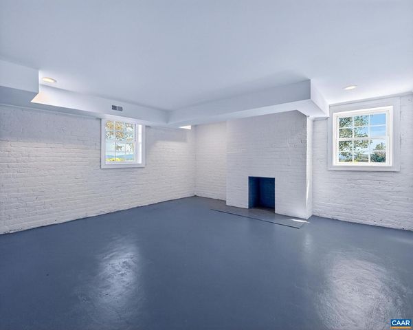 481 RACE GROUND RD, Rochelle, VA 22738
