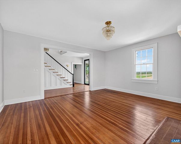 481 RACE GROUND RD, Rochelle, VA 22738