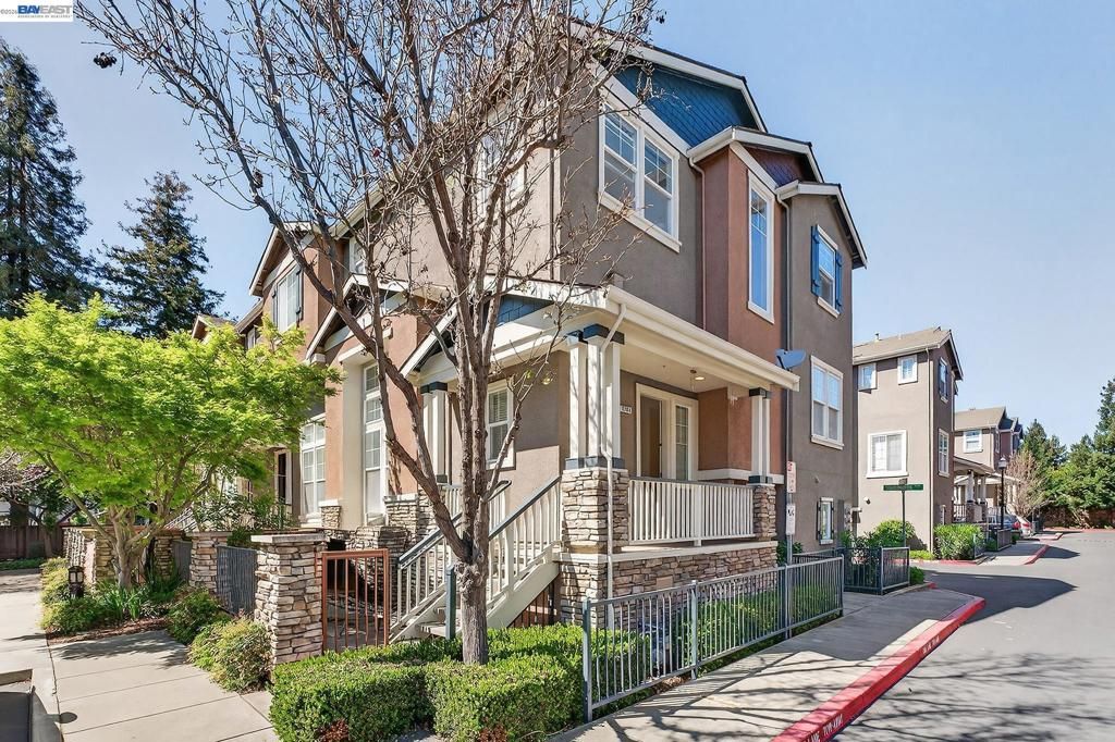 Image 1 of property listing at 3554 Shadowbrook Ter, Fremont, CA 94536