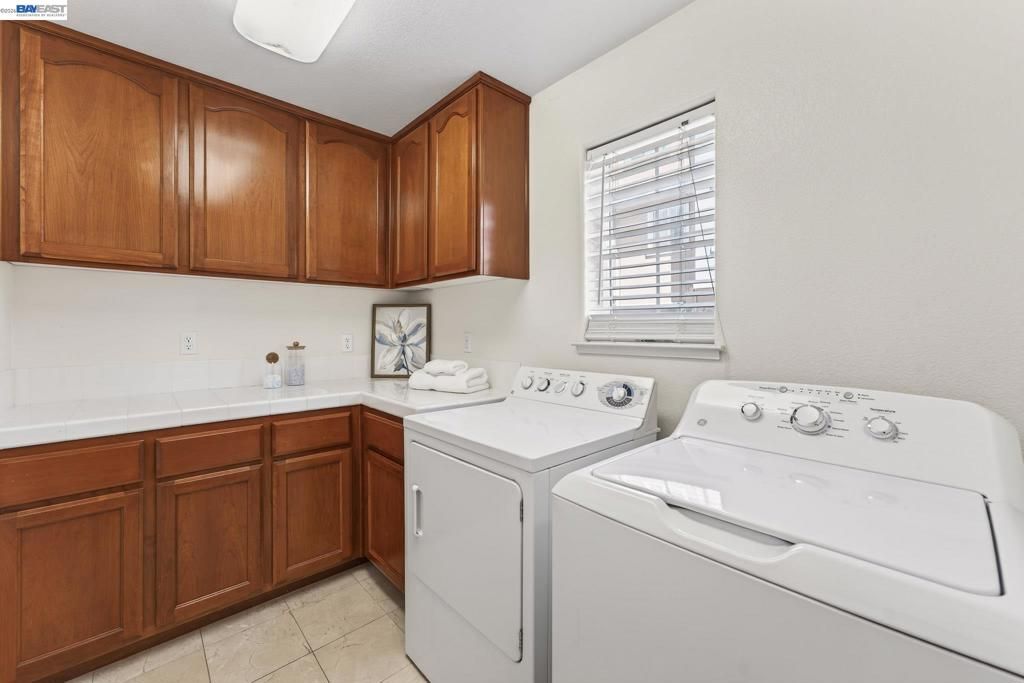 Image 27 of property listing at 3554 Shadowbrook Ter, Fremont, CA 94536