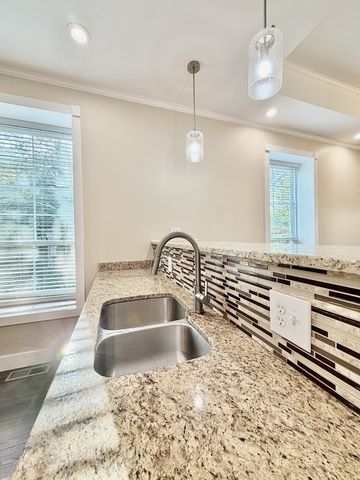 525 E Washington St, Pulaski, TN 38478