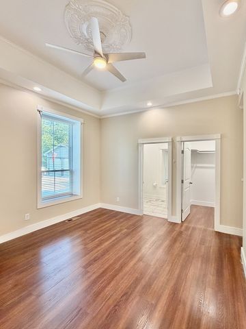 525 E Washington St, Pulaski, TN 38478