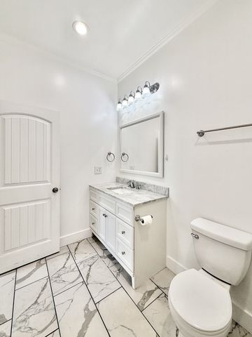 525 E Washington St, Pulaski, TN 38478