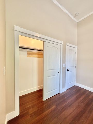 525 E Washington St, Pulaski, TN 38478
