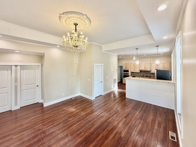 525 E Washington St, Pulaski, TN 38478