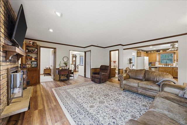 2535 S Brookside COURT, New Berlin, WI 53151