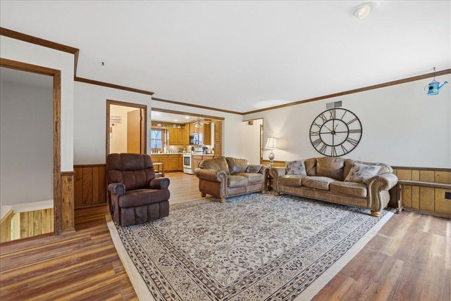 2535 S Brookside COURT, New Berlin, WI 53151