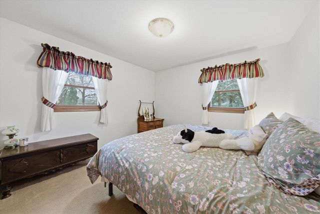 2535 S Brookside COURT, New Berlin, WI 53151