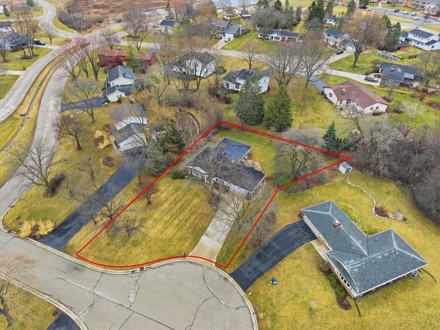 2535 S Brookside COURT, New Berlin, WI 53151