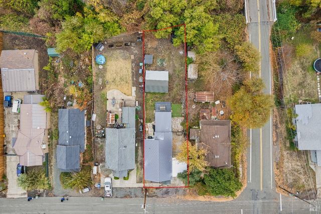 9528 Washington St, Upper Lake, CA 95485