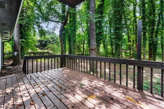 4010 Kennesaw Drive NW, Kennesaw, GA 30152