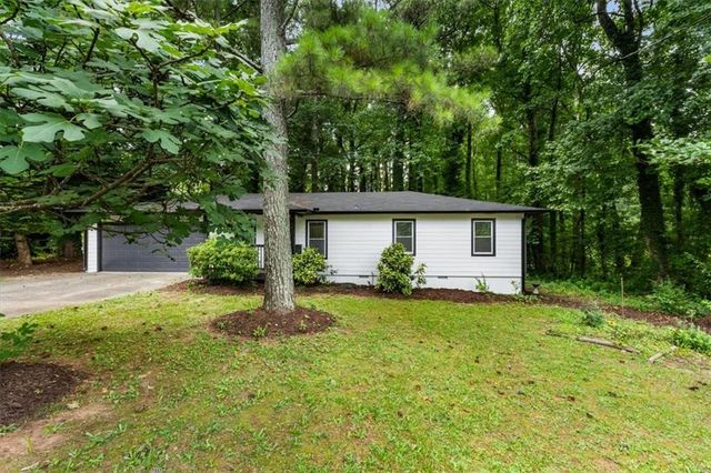 4010 Kennesaw Drive NW, Kennesaw, GA 30152