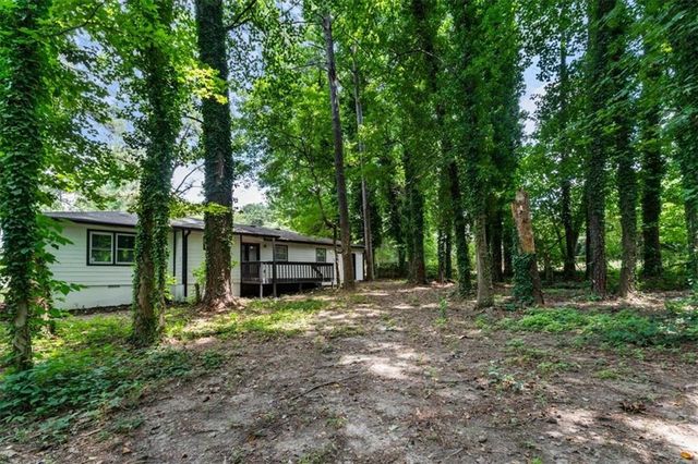 4010 Kennesaw Drive NW, Kennesaw, GA 30152