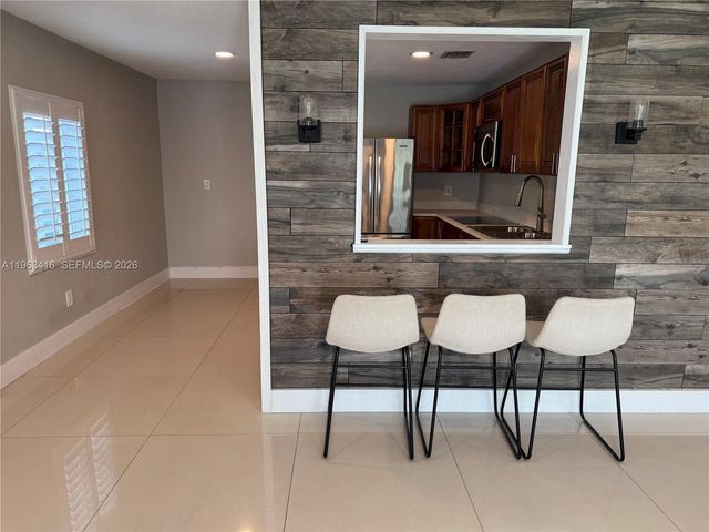 211 W 33rd St 1, Hialeah, FL 33012