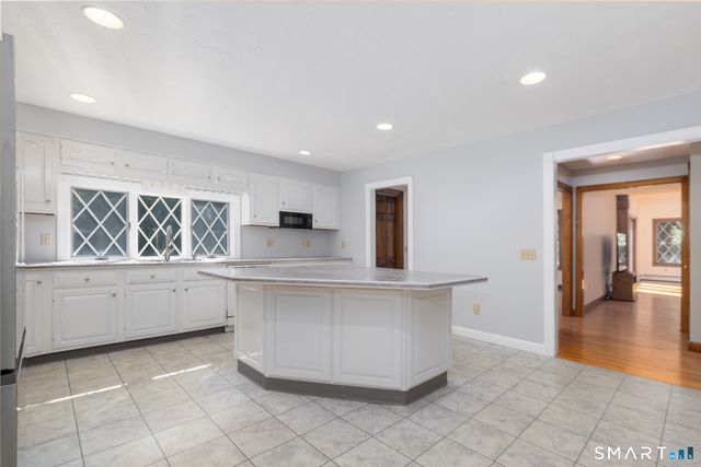 34 Briarcliffe Trail, Old Saybrook, CT 06475