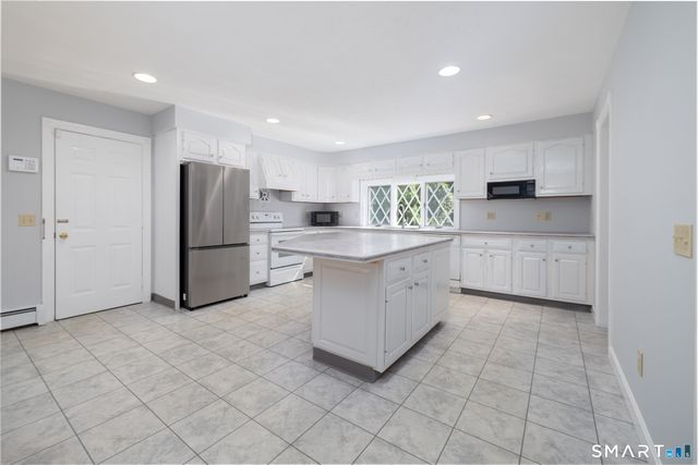 34 Briarcliffe Trail, Old Saybrook, CT 06475