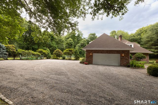 34 Briarcliffe Trail, Old Saybrook, CT 06475