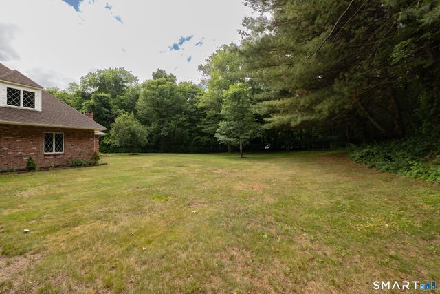34 Briarcliffe Trail, Old Saybrook, CT 06475
