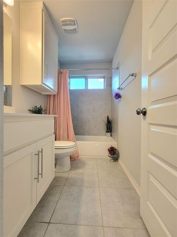 1765 Yaupon Grove LN, Leander, TX 78641