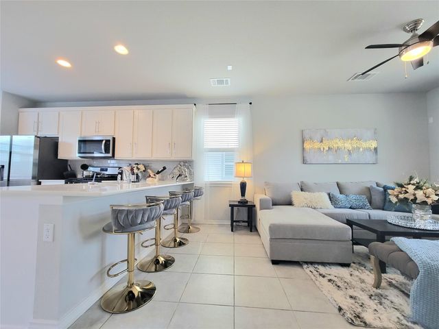 1765 Yaupon Grove LN, Leander, TX 78641