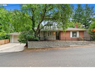 2779 Sw SHERWOOD Dr, Portland, OR 97201