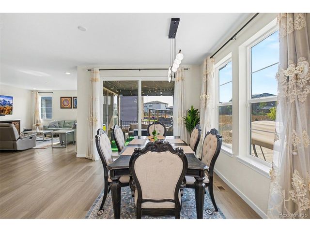 23933 E 39th Ave, Aurora, CO 80019