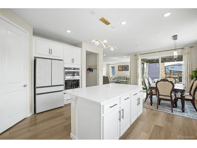 23933 E 39th Ave, Aurora, CO 80019