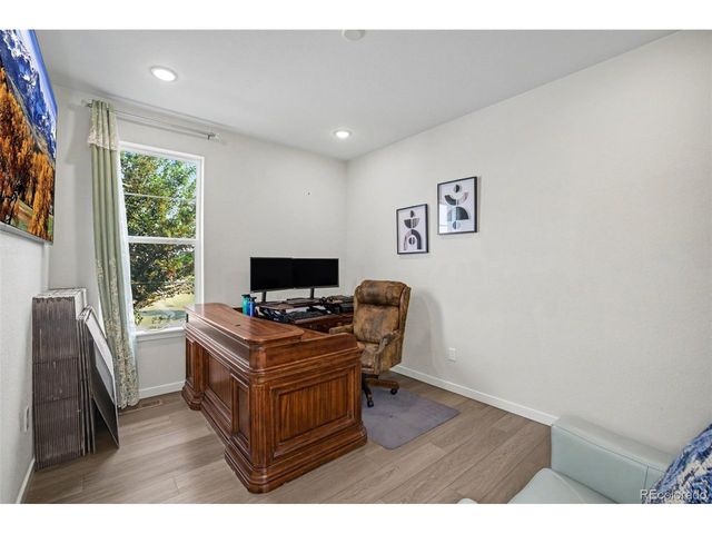 23933 E 39th Ave, Aurora, CO 80019