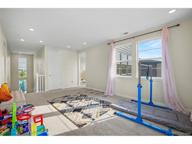 23933 E 39th Ave, Aurora, CO 80019