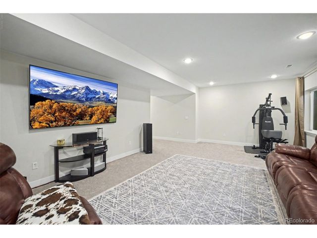 23933 E 39th Ave, Aurora, CO 80019