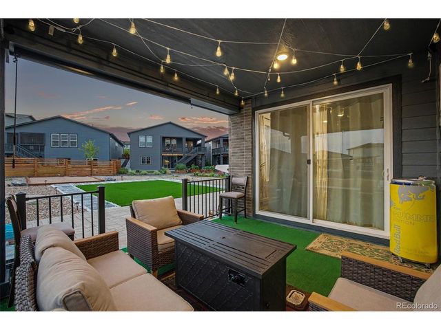 23933 E 39th Ave, Aurora, CO 80019