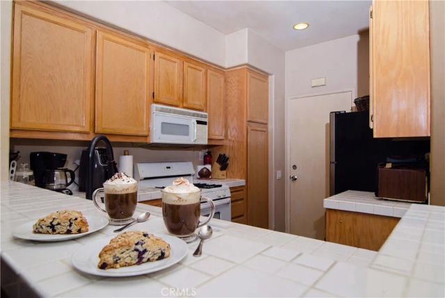 23617 Big Sky Walk 120, Valencia, CA 91354