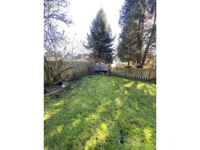 101 NW 107th Street, Vancouver, WA 98685