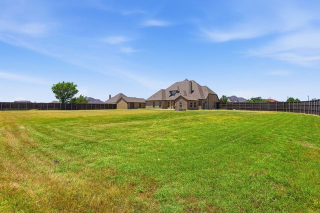 8260 Faithful Drive, Waxahachie, TX 75167