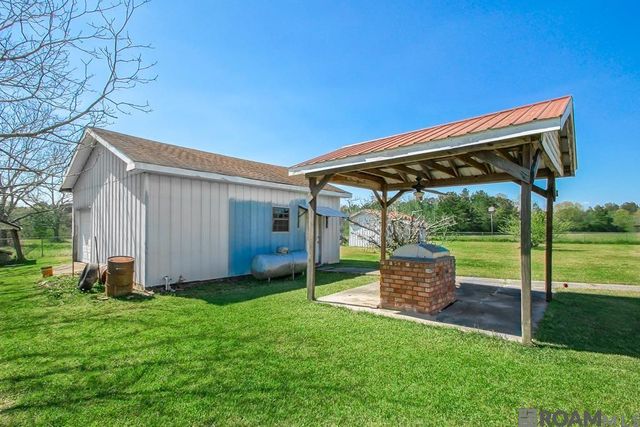 1595 Pumping Station Road, Greensburg, LA 70441