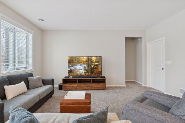 5343 161st Street N, Hugo, MN 55038