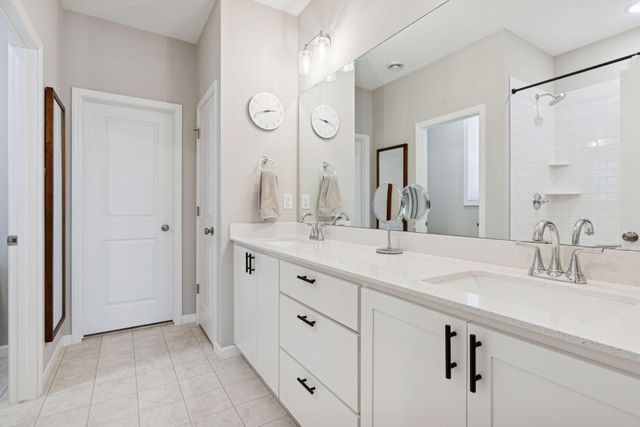 5343 161st Street N, Hugo, MN 55038