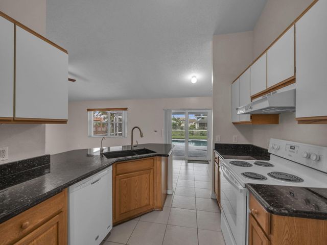 509 SW Feldman Avenue, Port St Lucie, FL 34953