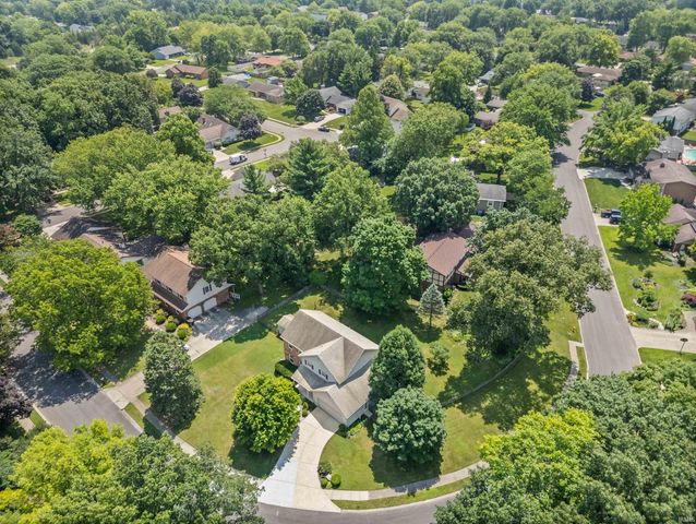 1111 WESTRIDGE Circle, Lafayette, IN 47905