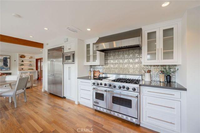 19281 Berclair Lane, Tarzana, CA 91356