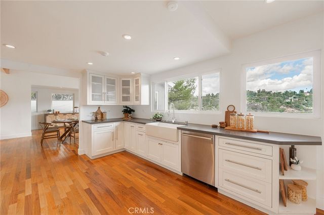 19281 Berclair Lane, Tarzana, CA 91356