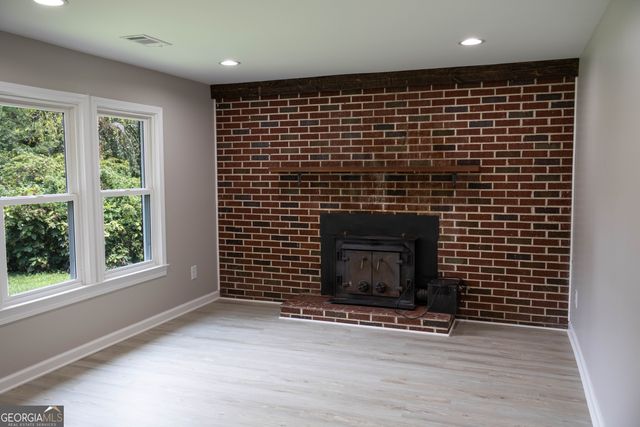 2292 Blacksnake Road, Mount Airy, GA 30563