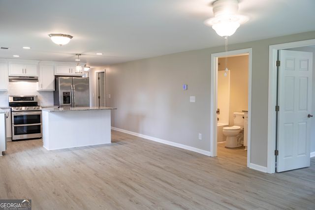 2292 Blacksnake Road, Mount Airy, GA 30563