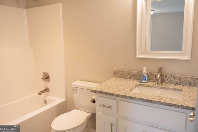 2292 Blacksnake Road, Mount Airy, GA 30563