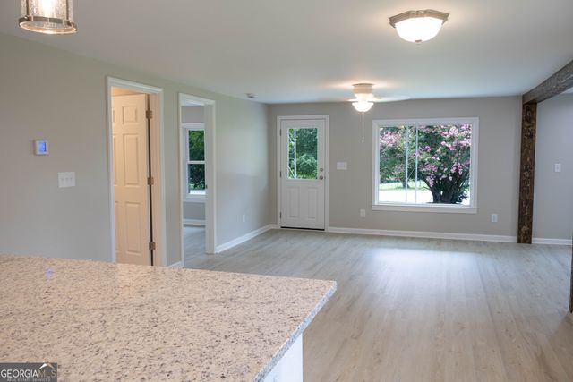 2292 Blacksnake Road, Mount Airy, GA 30563