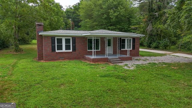 2292 Blacksnake Road, Mount Airy, GA 30563